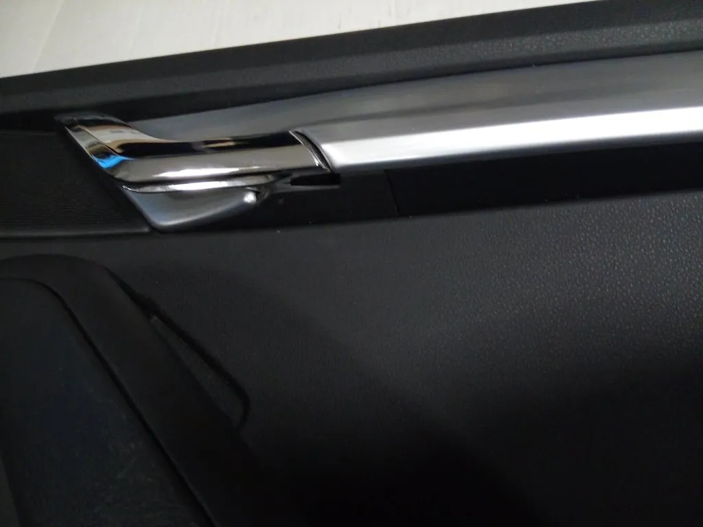 фото №3, Обивка обшивка дверь octavia iii kombi oryg.