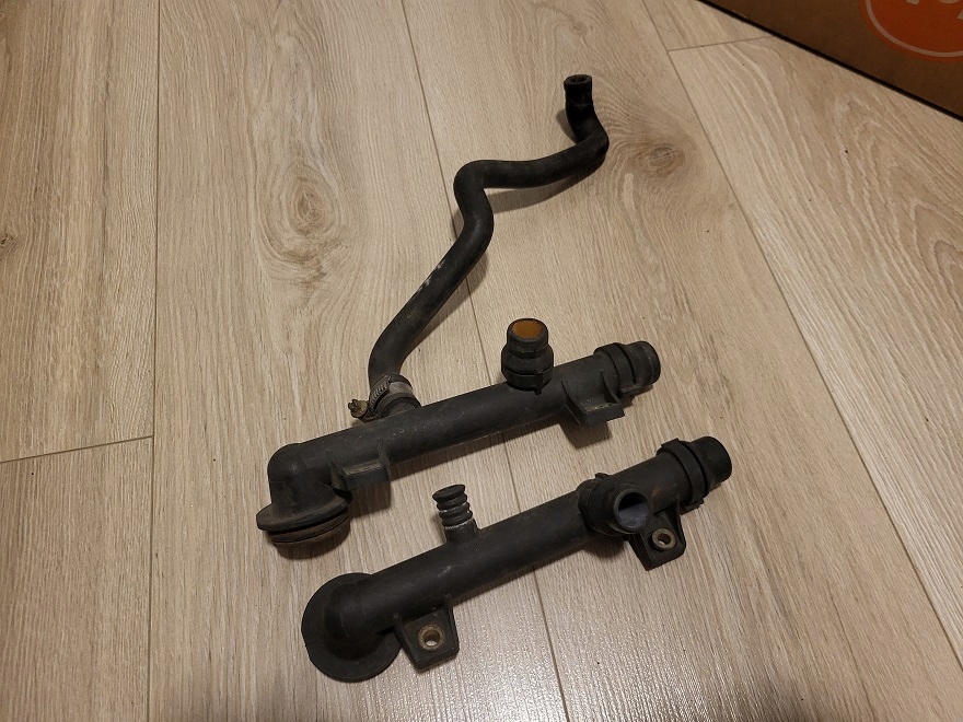 фото №1, Bmw 3 e46 e36 z3 патрубок трубка wody магистраль 1709232 оригинал