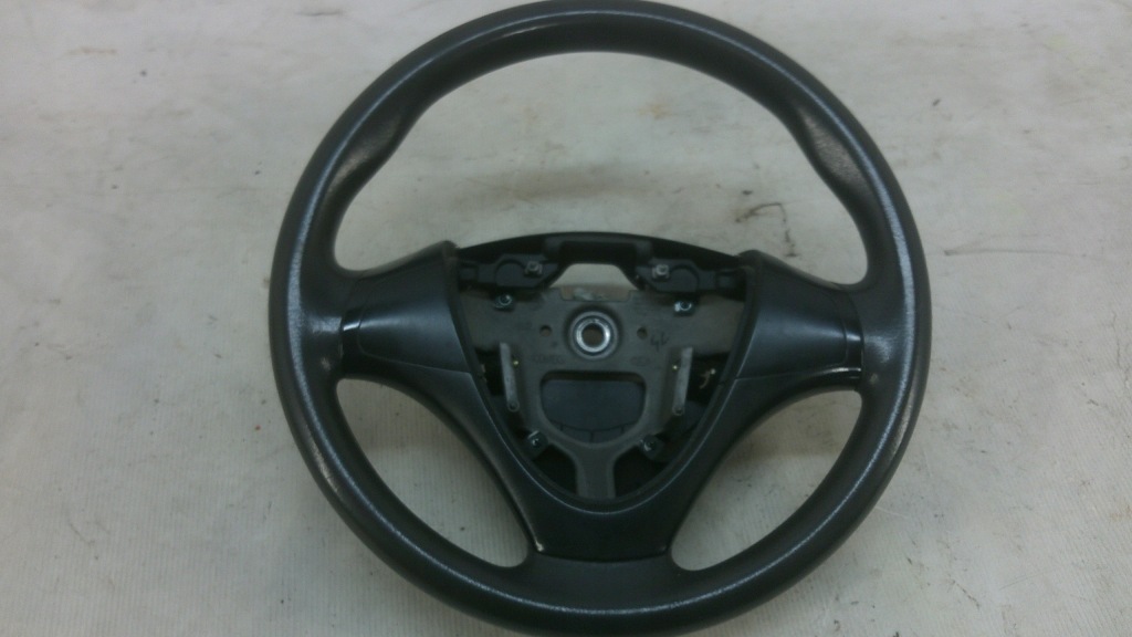 Купить Hyundai i30 1 руль