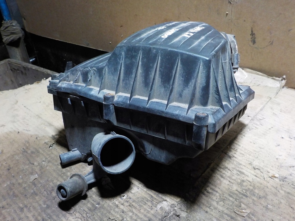 фото №6, Корпус фильтра воздуха opel combo 10r 13270896