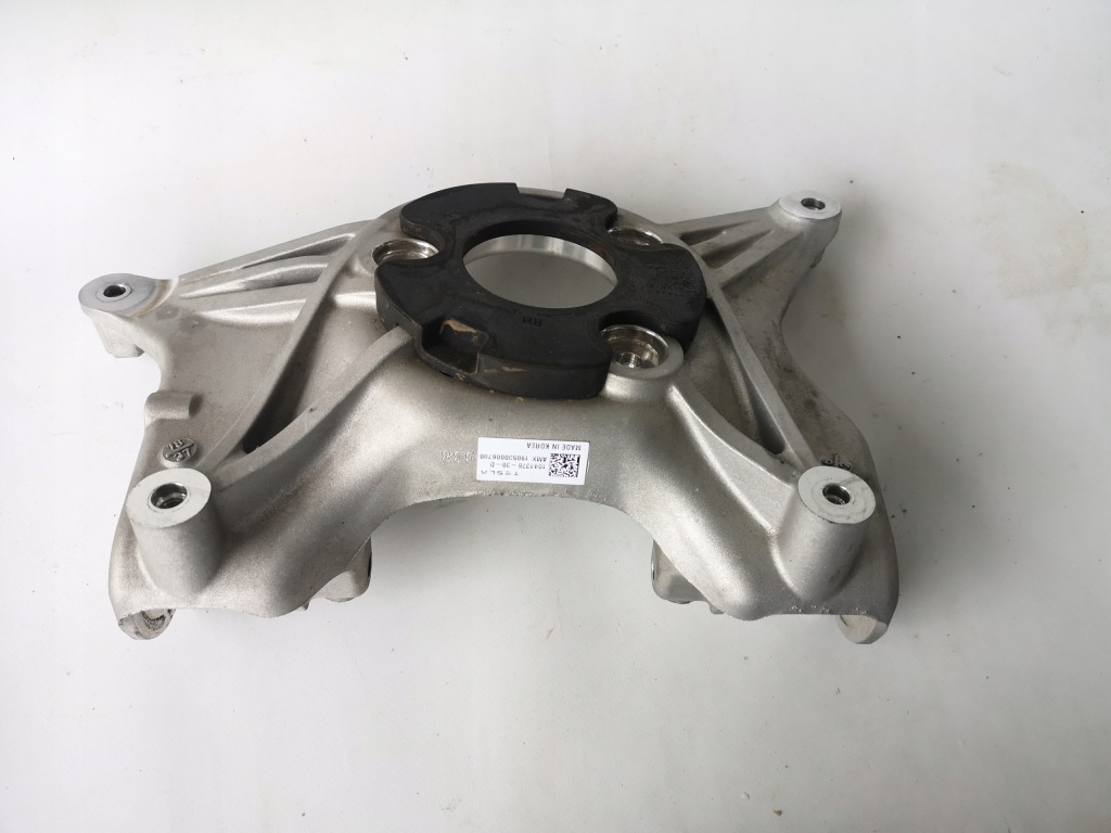 Купить Tesla 3 -кронштейн амортизатора правый перед