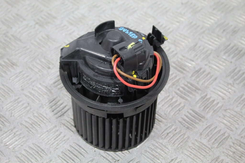 фото №1, Повітродувка обігрівача dacia duster i lift