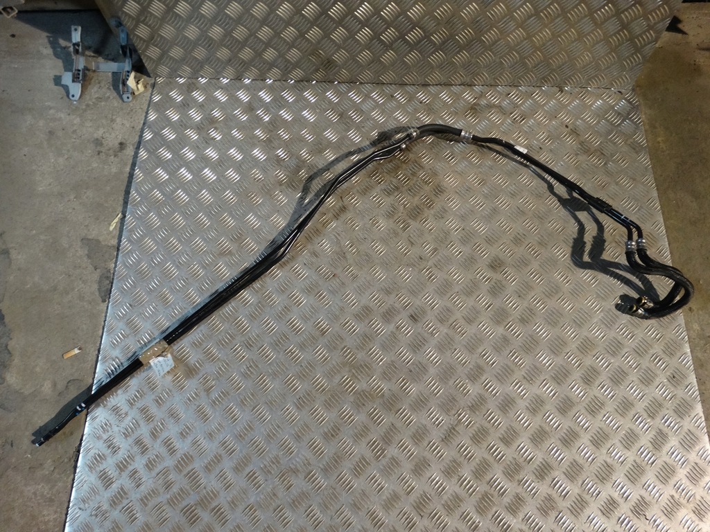 фото №1, Idealne провода топлива mercedes w206 w254 1