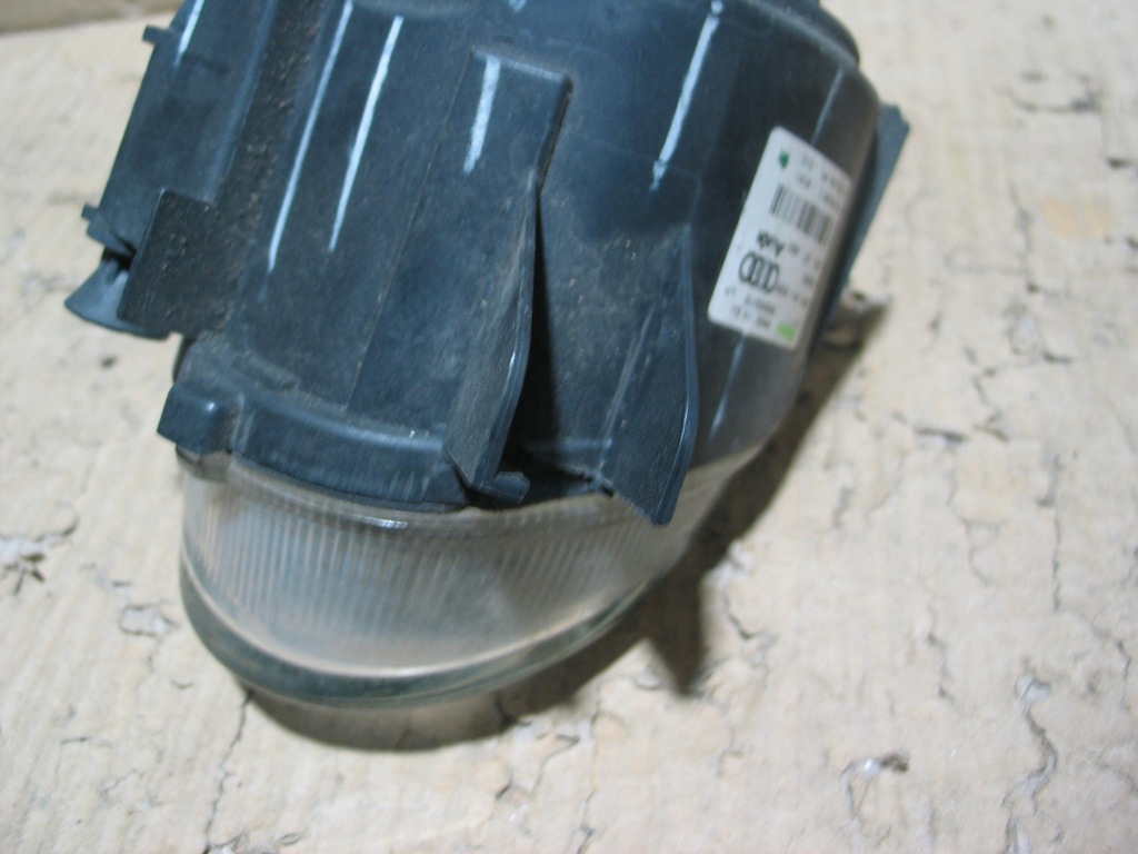 фото №7, Лампа противотуманная фара левый audi a4 b7 8e0941699c