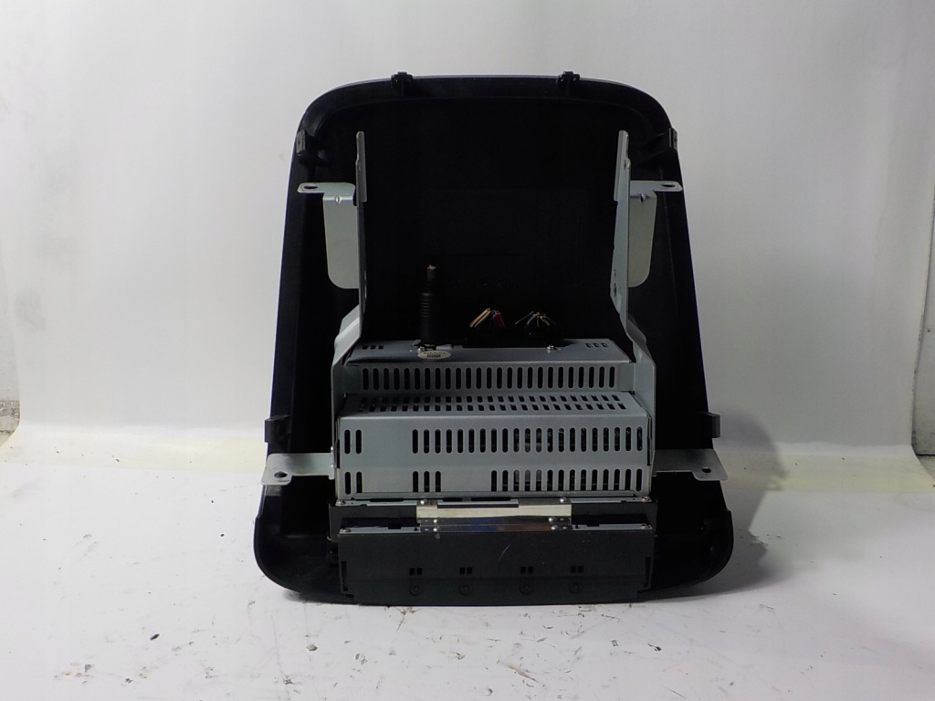 фото №4, Forester ii sg екран дисплей рамка козирок захист навігації радіо