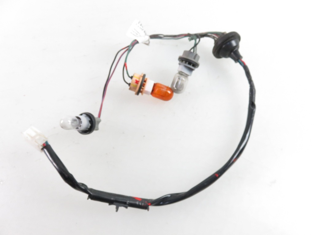 фото №1, Вкладыш лампы правый задняя mazda 5