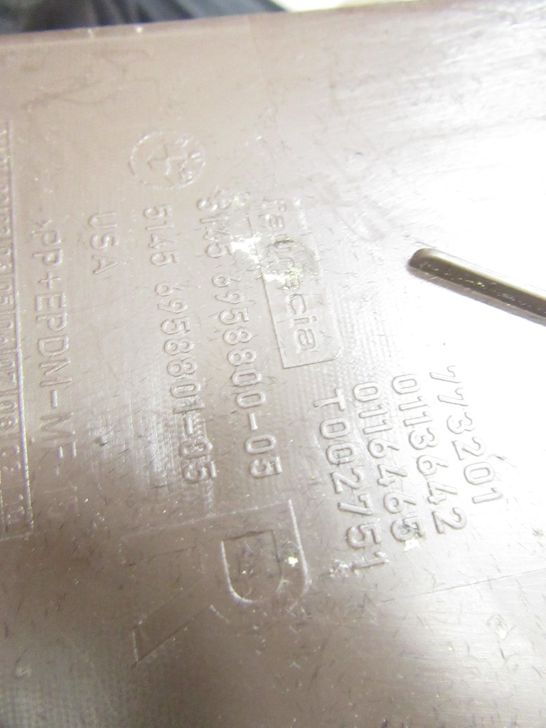 фото №8, Корпус защита консоли панели приборной панели bmw e70 x5 tabak