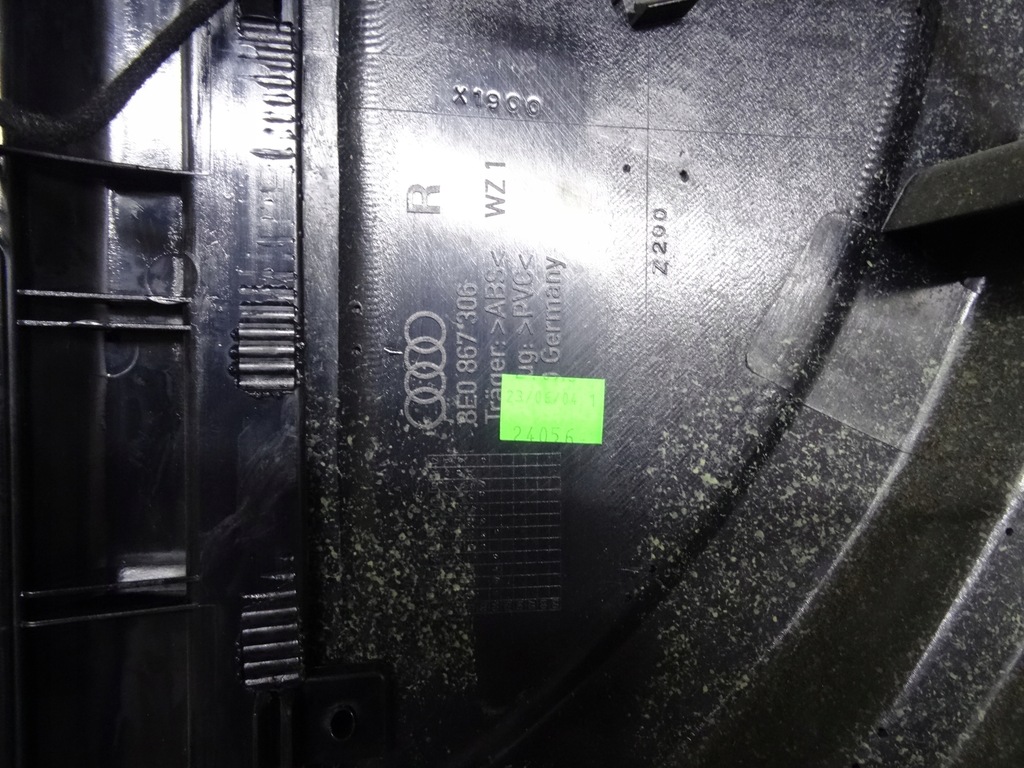 фото №6, Audi a4 b6 05' kombi обшивка правий задня 8e0867306