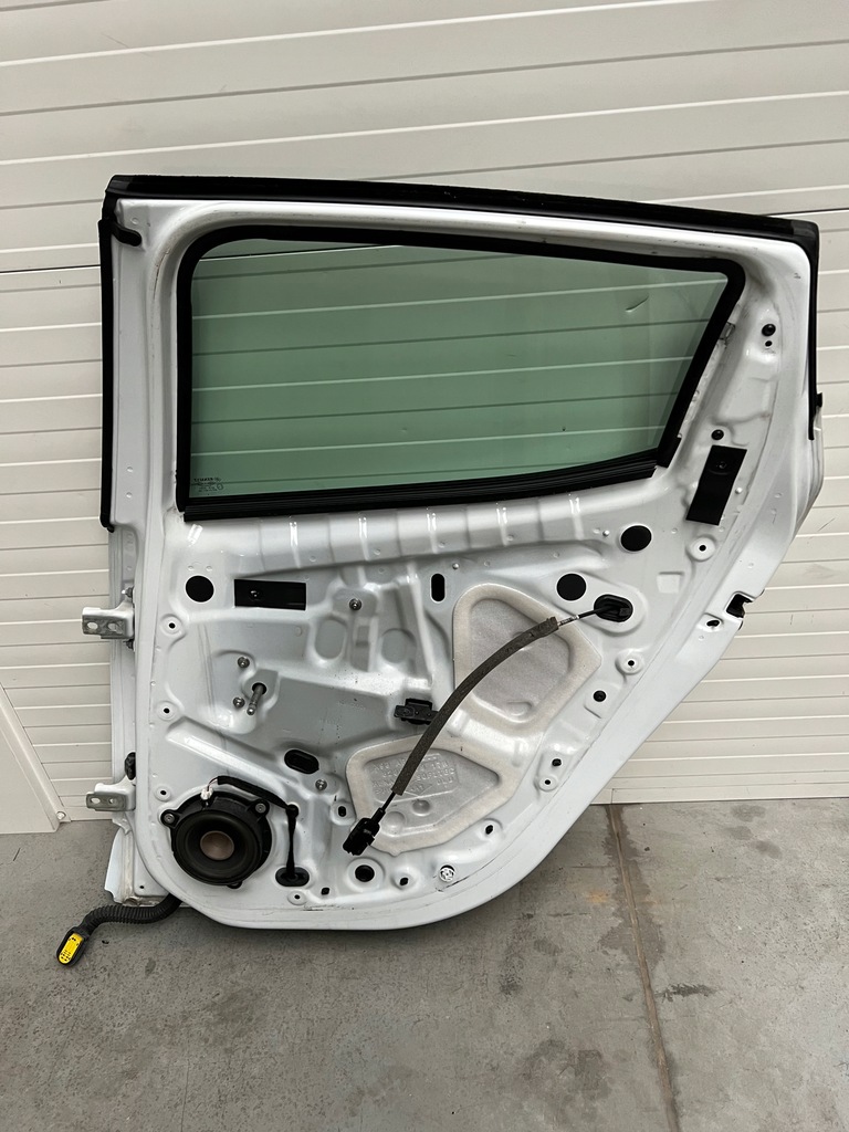 фото №9, Дверь правый задняя задние renault clio iv 4