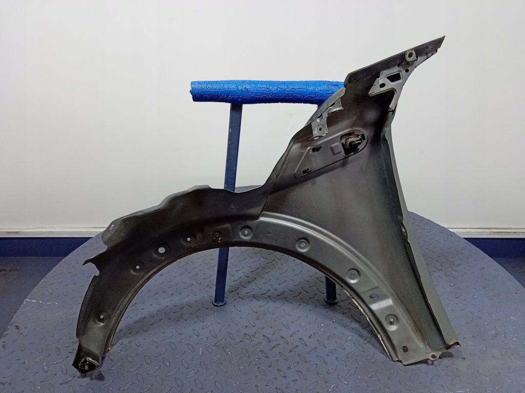 Mini r55 r56 r57 крыло  перед правый  передний 871 Цена