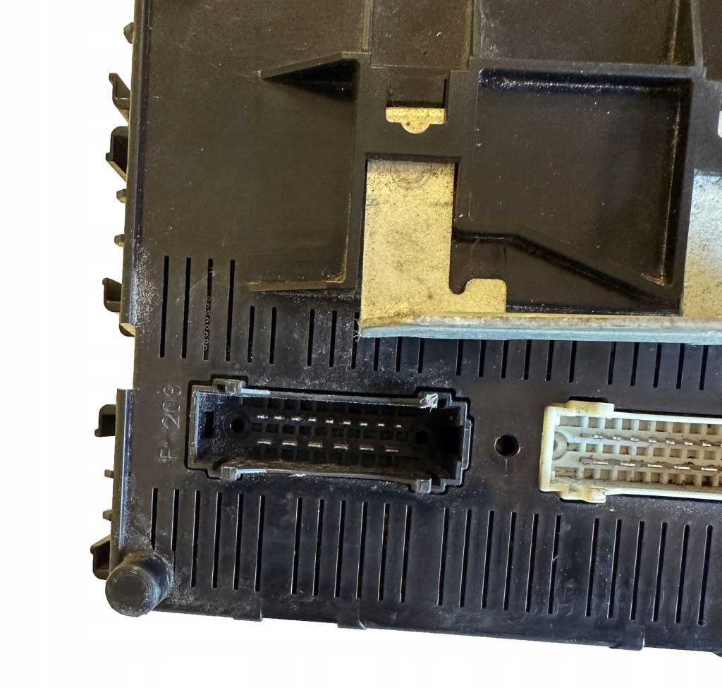 фото №4, Коробка модуль bsi uch-n2 renault clio 2 ii lift p8200311989 21675905-2a