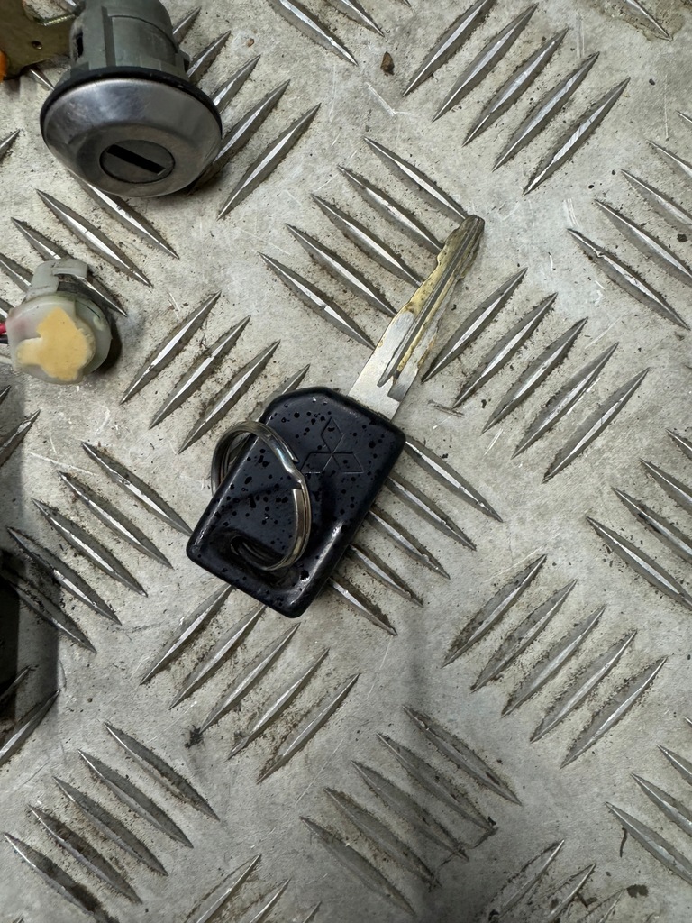 фото №5, Замок запалювання колонка кермова ключ mitsubishi pajero pinin 99-05 mr329406