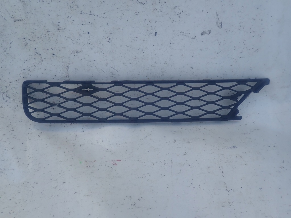 фото №1, Mercedes r-klasa w251 05-09 решётка бампера левая