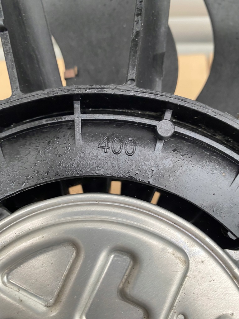 Bmw 7 g11 g12 5 g30 g31 корпус вентилятор радіатора 7953401 8686163 Недорого