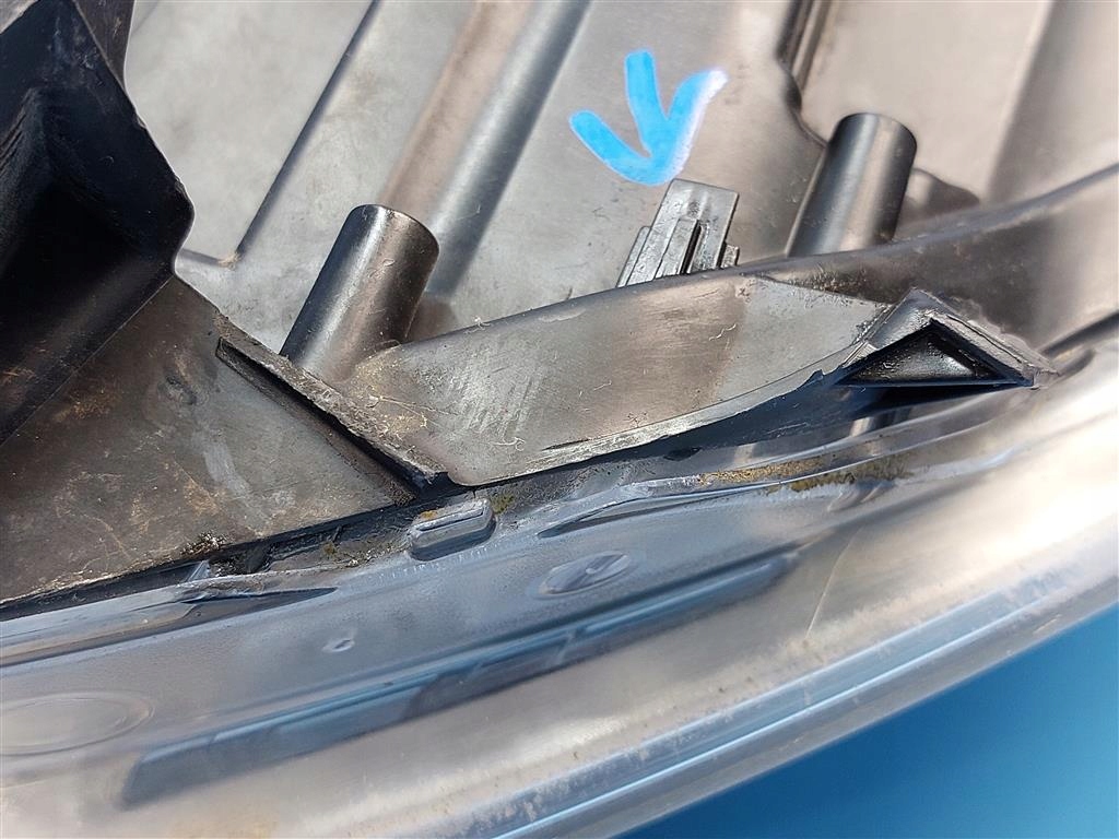 Фара лампа перед правая citroen c5 iii x7 ксенон 89902751 89034934 08-11 с Разборки