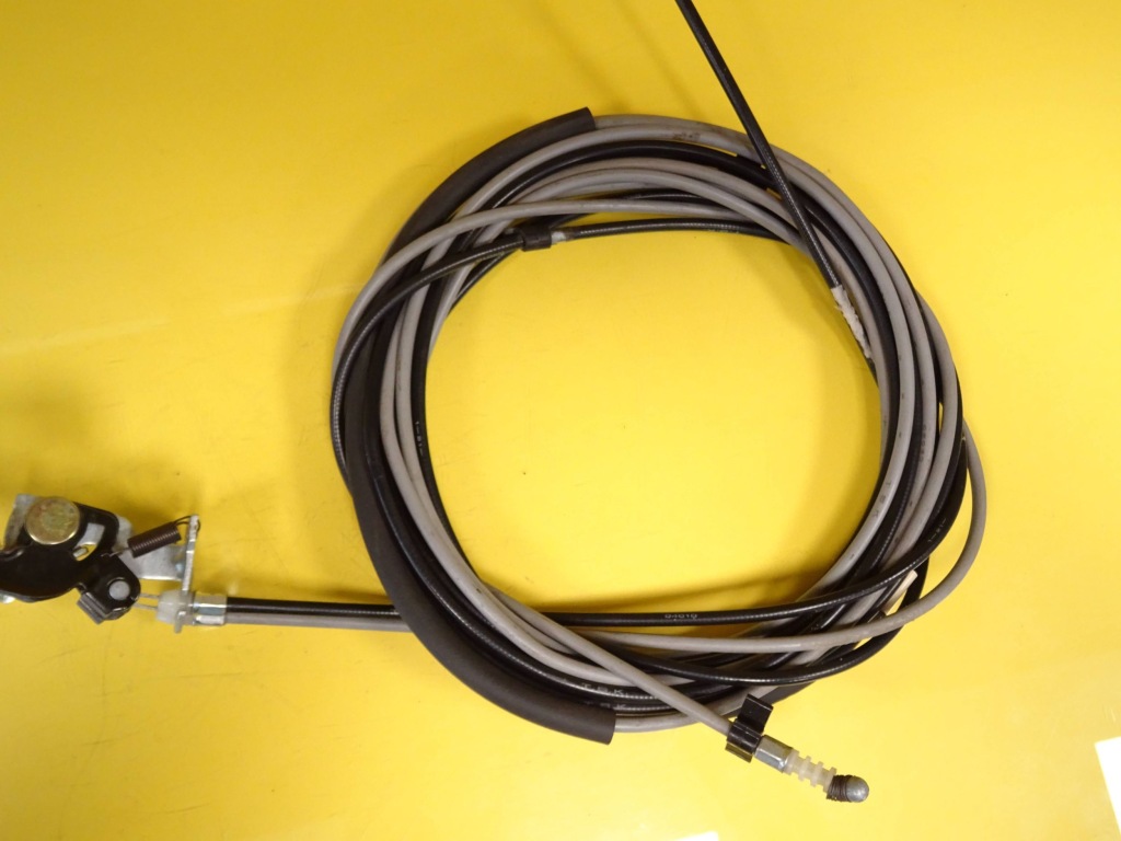 Трос ручка горловины  топливной  mitsubishi galant nr54 Оригинал