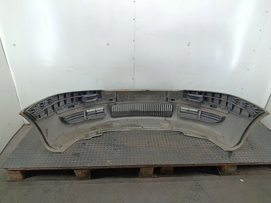 Бампер перед skoda superb i 3u0.807.221 10112103119 lf8f sedan Оригинал