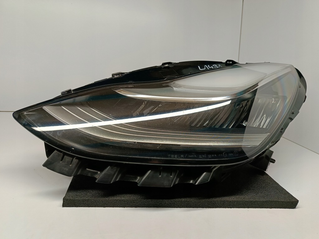 Купить Tesla model 3 m3 3 17- фара левая перед передняя full led европа  1077375-00-c