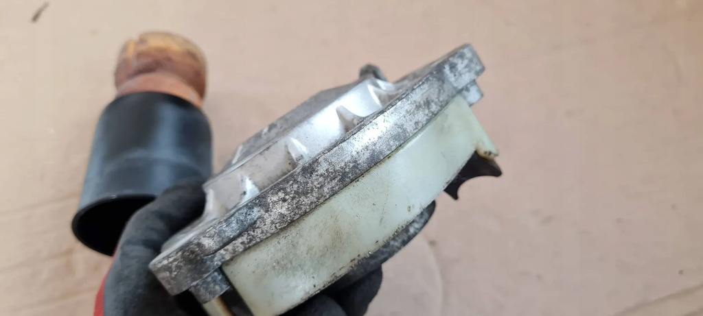 фото №10, A5 8w подушка разъём амортизатора перед 8w0413333 a4 b9 8w