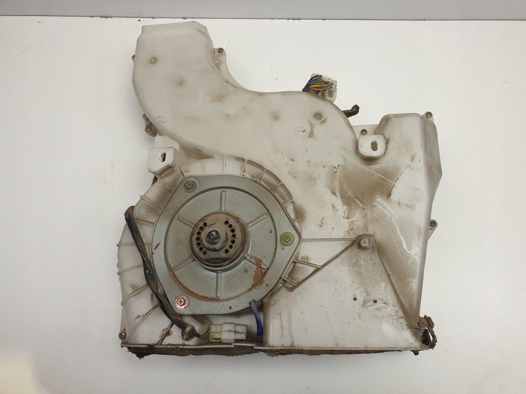 фото №7, Mitsubishi pajero iii вентилятор повітродувка задня