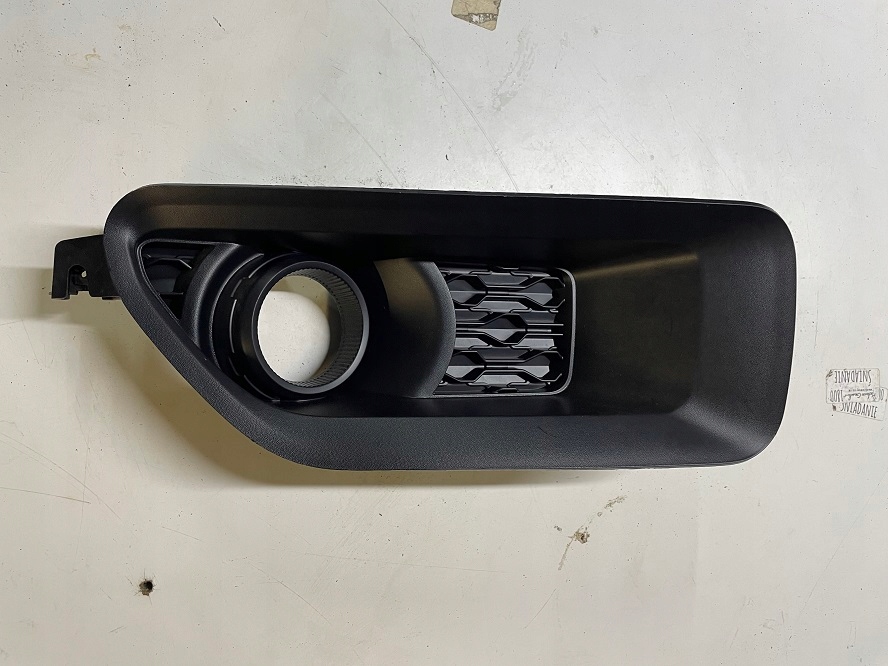 фото №1, Dodge ram chrysler pacifica рамка захист світла протитуманних права