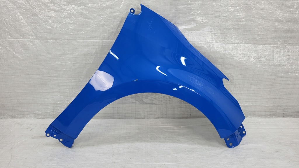 фото №1, -крила правий передній toyota yaris iv 20-