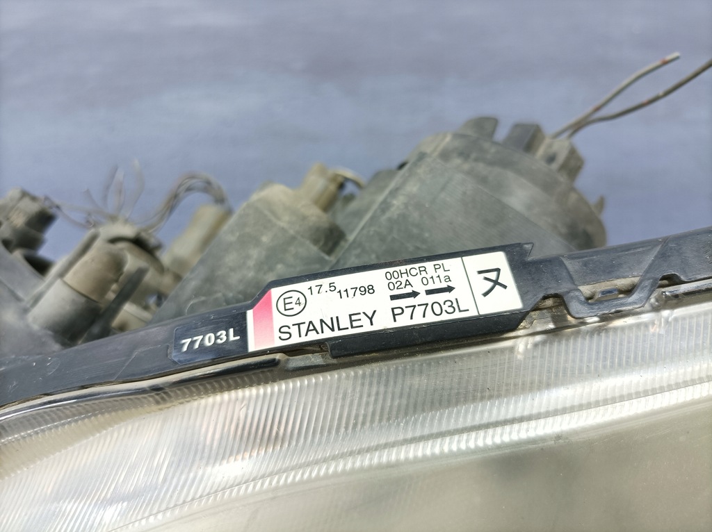 фото №7, Mazda 5 i cr lift лампа передняя фара левый перед c513-51040