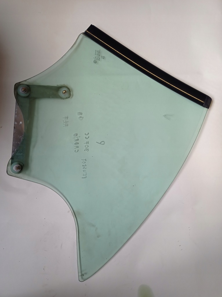 фото №6, Стекло правый задняя peugeot 307 cc