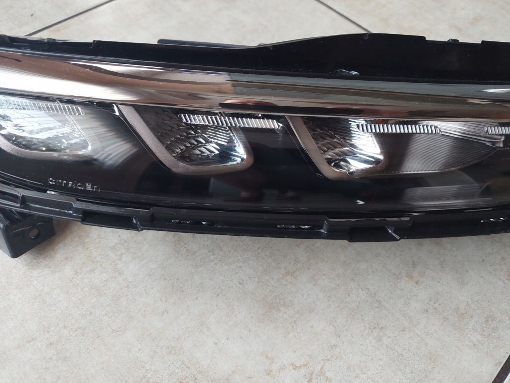 фото №4, Свет led - правое - citroen c3 aircross - lift