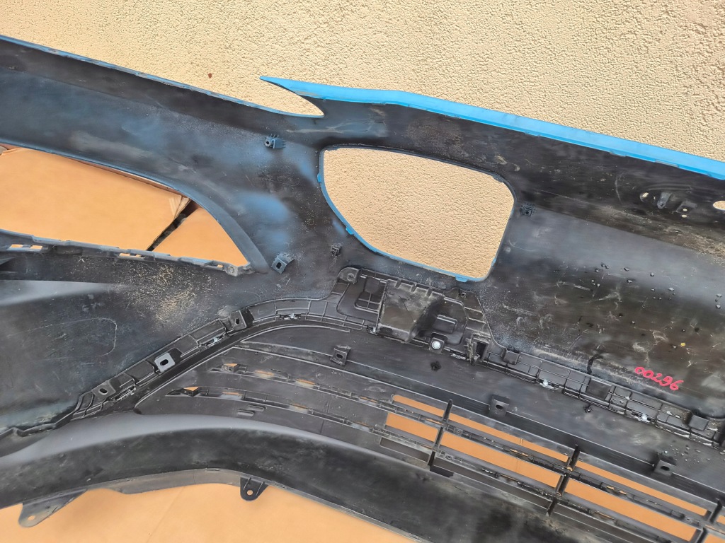 Бампер перед hyundai kona ev electric рестайлинг  оригинал Оригинал