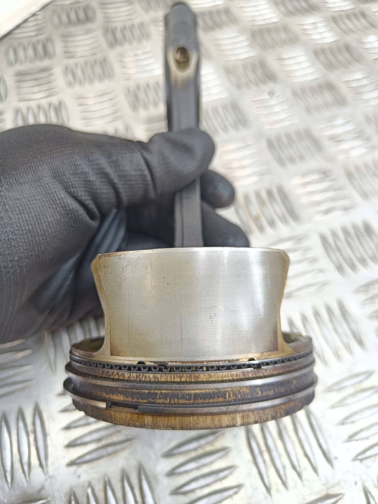 фото №13, Mercedes-benz s w221 2007 поршень з шатун