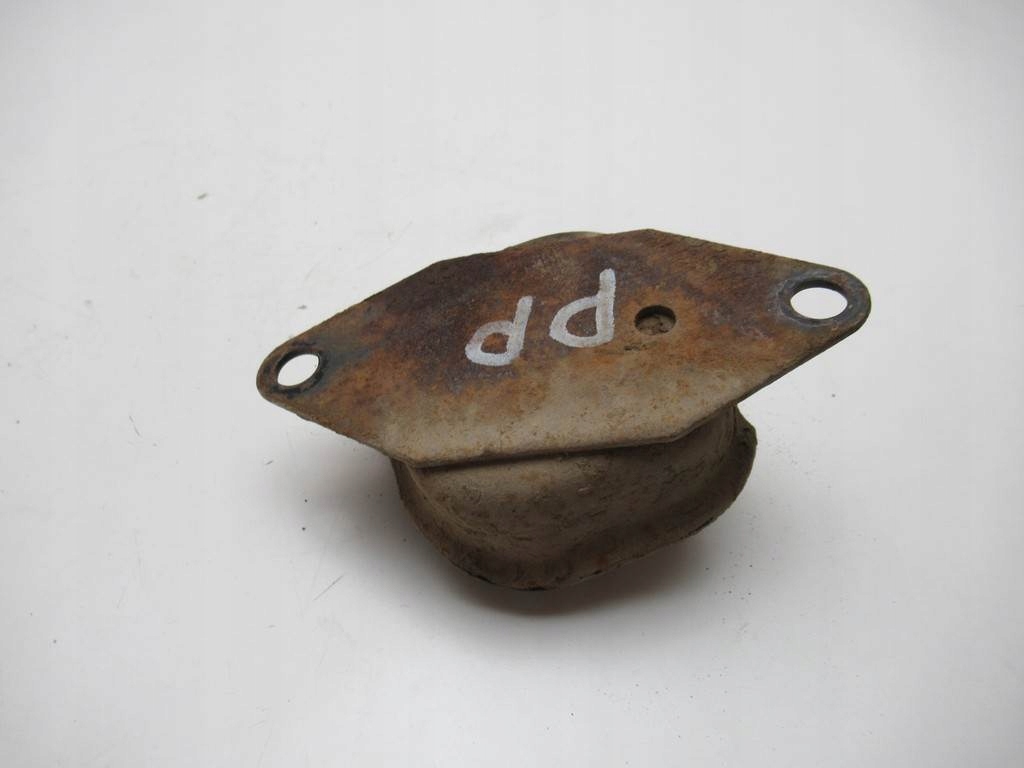 фото №4, Подушка підвіска права isuzu d-max i 2.5td 02-