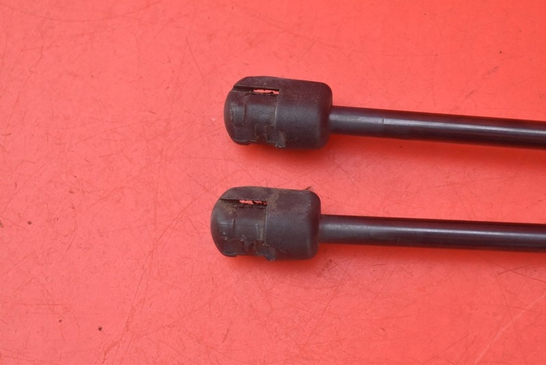 фото №5, Привод амортизаторы крышки vw polo 5 v 5d hb 10r