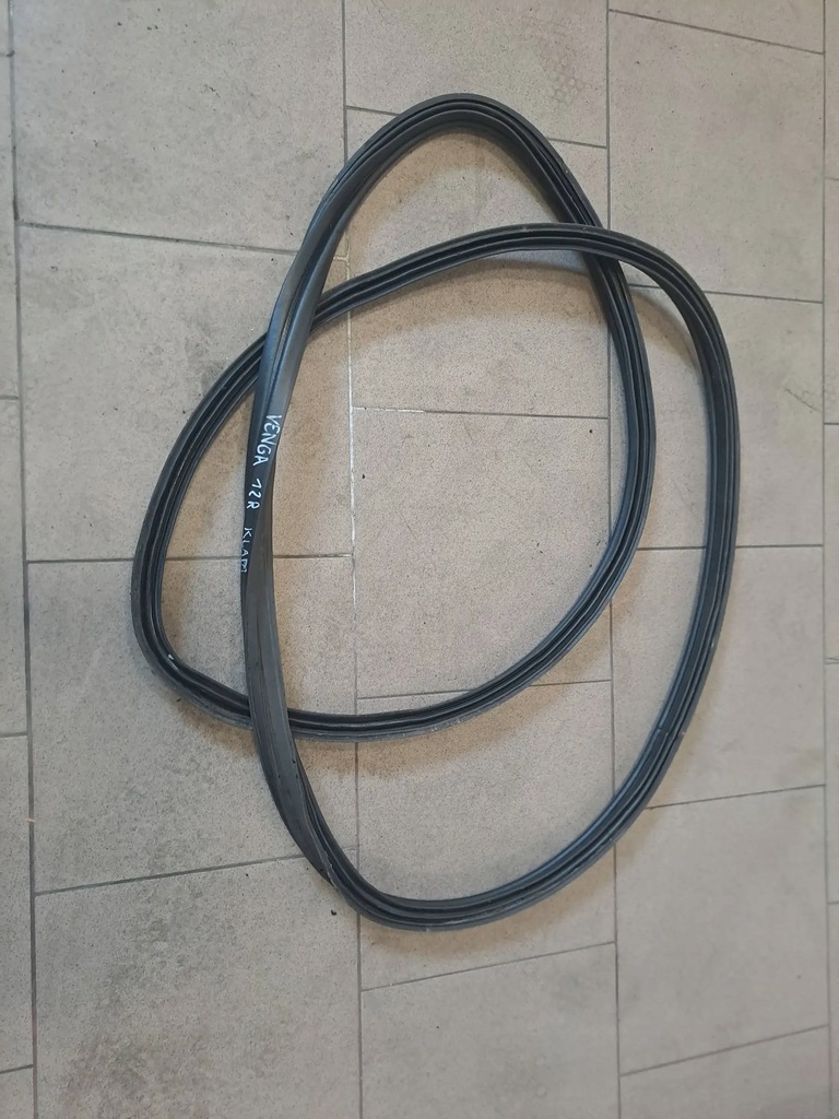 фото №1, Kia venga прокладка кришки багажника