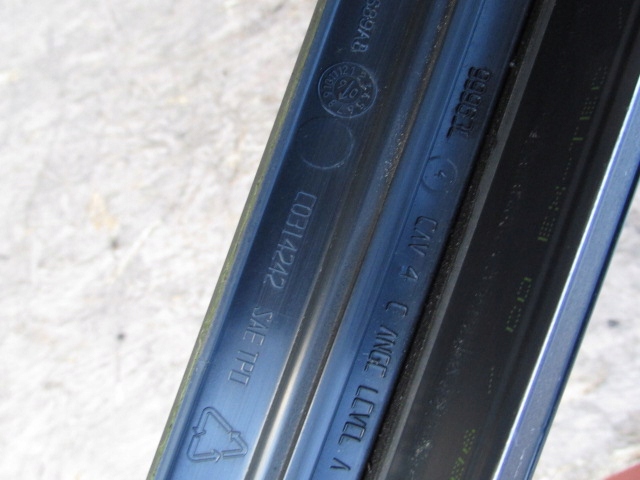 фото №6, Cherokee liberty kj lift молдинг крыша кровельная левая