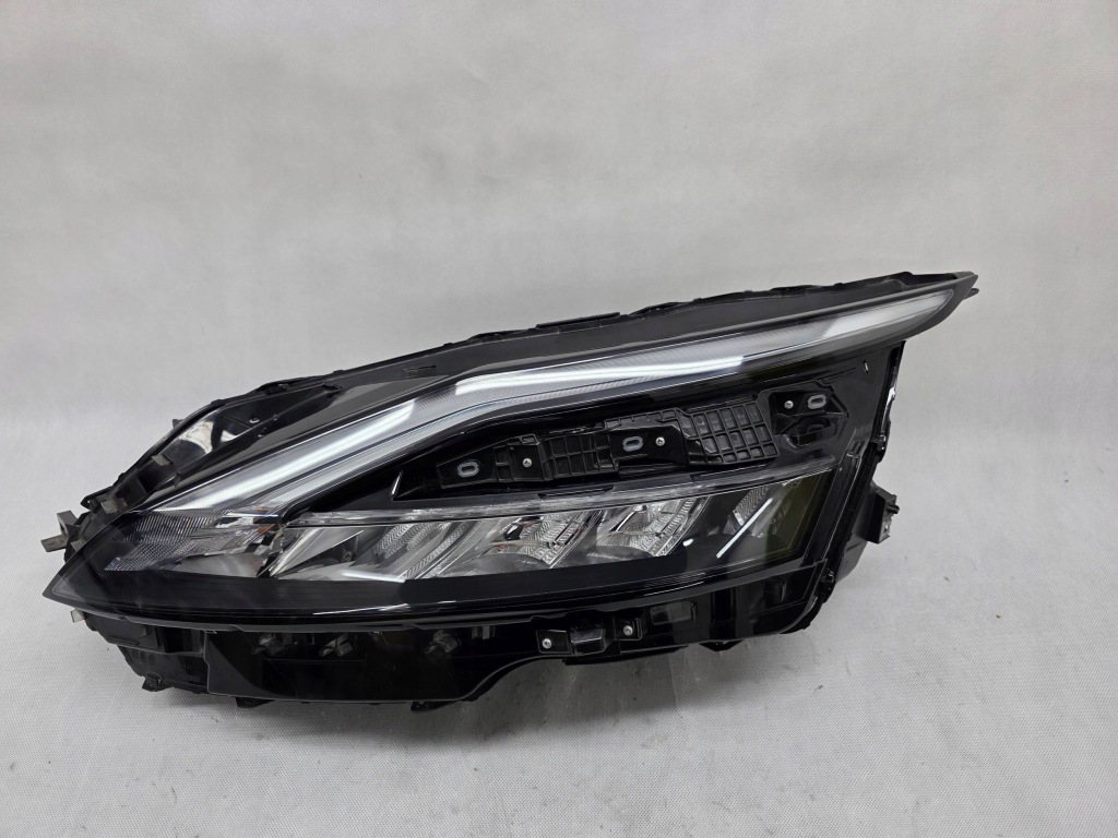 фото №1, Nissan qashqai iii 3 j12 2020+ лампа перед передняя левая full led 100-8d02g