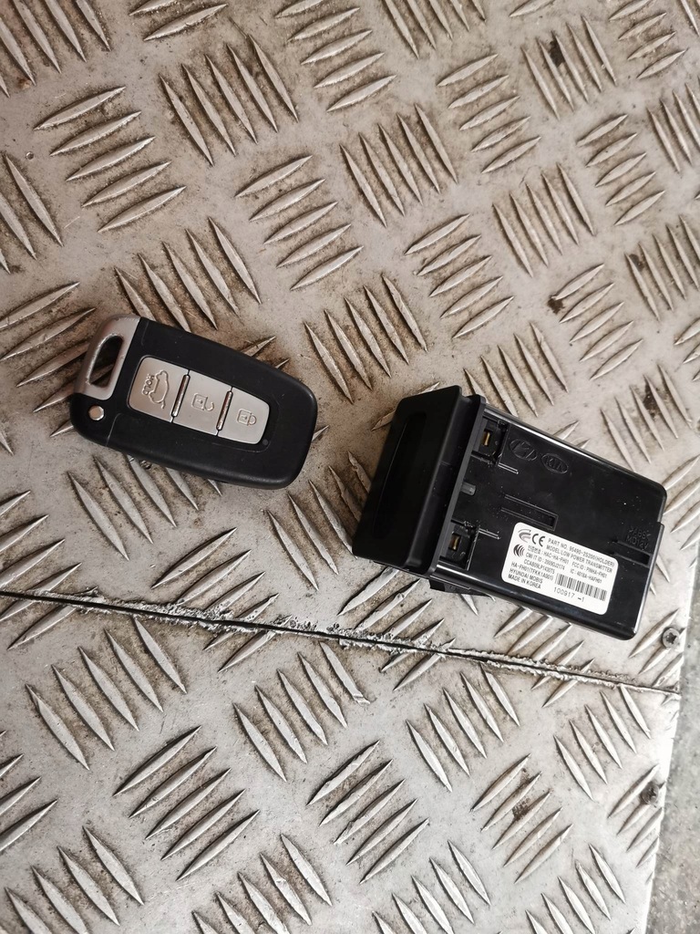 фото №1, Ключ замок зажигания hyundai ix35 95490-2s200