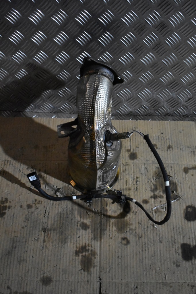 фото №1, Idealny катализатор левый csza porsche panamera 971 1