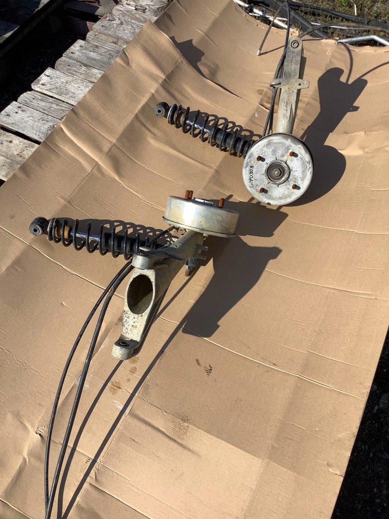 фото №2, Aixam city crossline важіль задній ступиця ліва