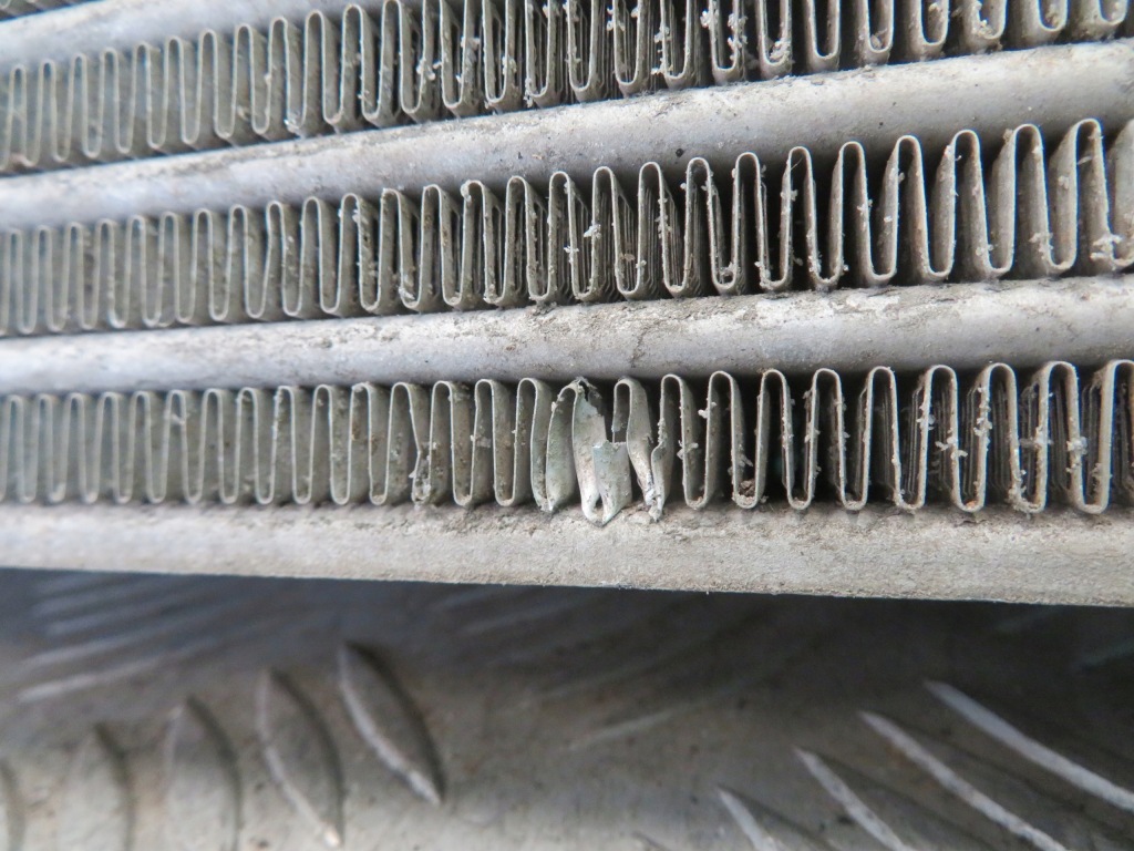 Радиатор воздуха интеркулер mitsubishi canter fuso 3.0 21r в Украине