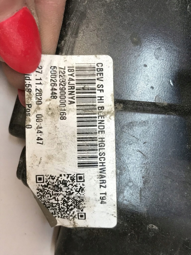 фото №12, Audi e-tron спойлер молдинг накладка бампера задняя 4ke807833