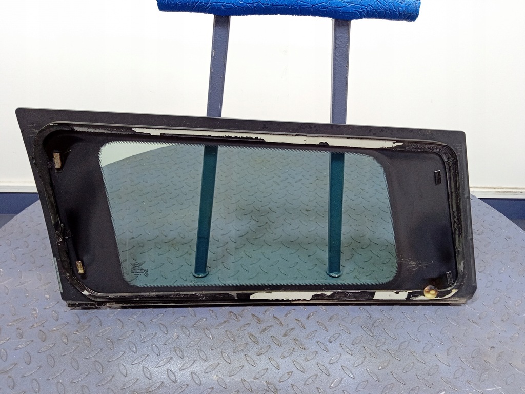 фото №2, Mini clubman r55 скло кузовна задня права