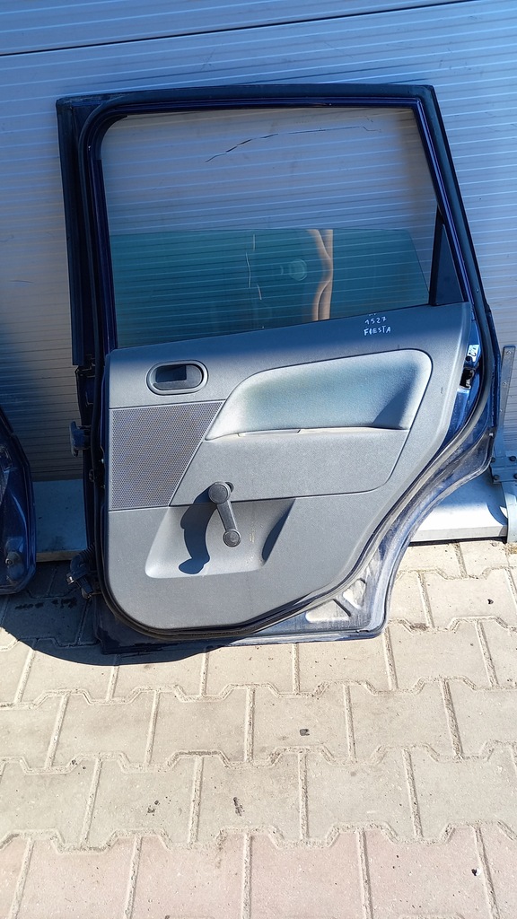фото №10, Двері праве задня ford fiesta hb 03r