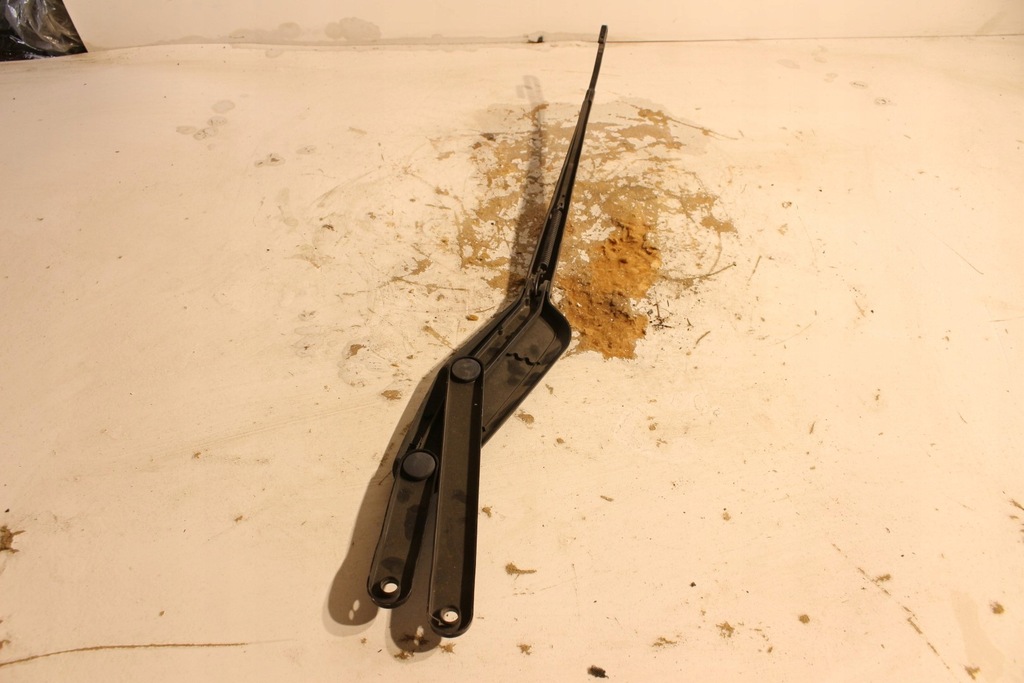 фото №7, Правое рычаг дворники перед nissan almera tino