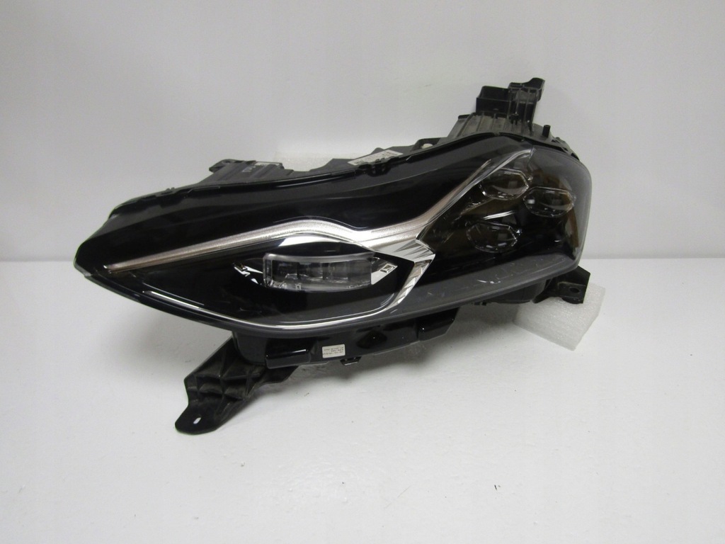 фото №1, Лампа перед citroen ds3 crossback full led 18- lh 9820840780