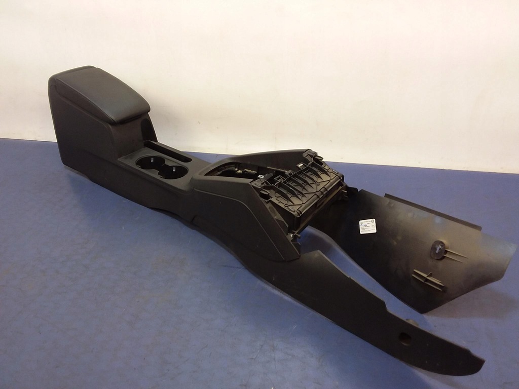 фото №4, Vw jetta vi подлокотник туннель средний кожа