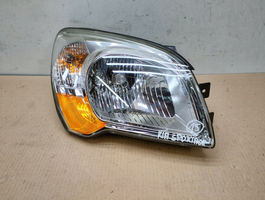 фото №1, Лампа правая перед kia sportage ii lift lata 2008-2010 uk