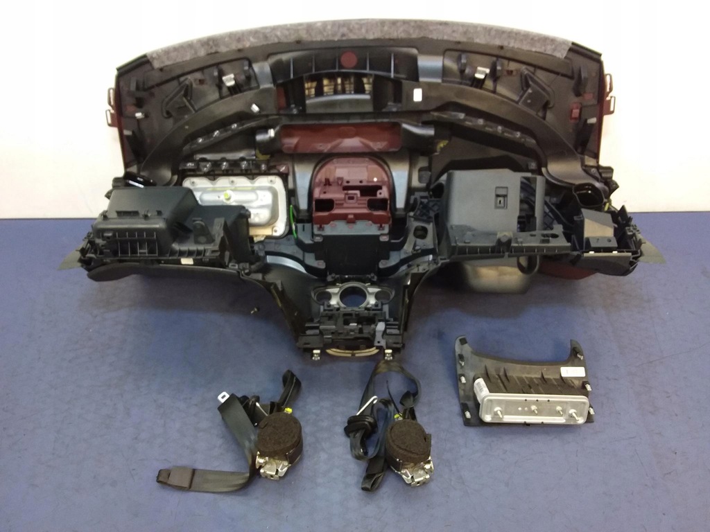 фото №4, Ford fiesta mk7 панель приладів панель приладів подушка ремені