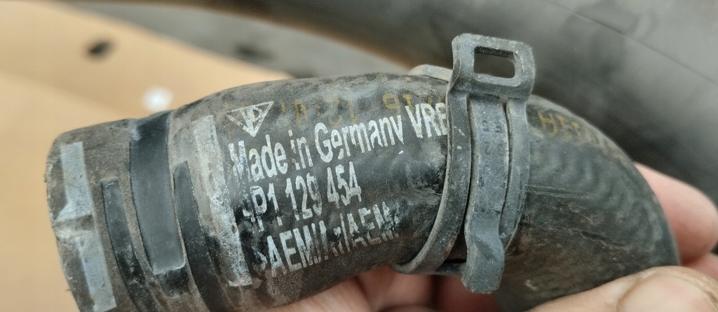 Труба права шланг інтеркулер porsche 911 991 lift 9p1145942b Недорого