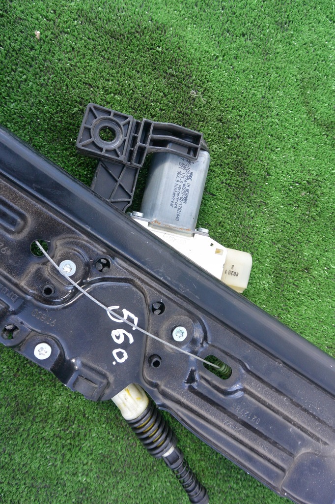 фото №7, Bmw f10 механизм стекло левый задняя 7182121